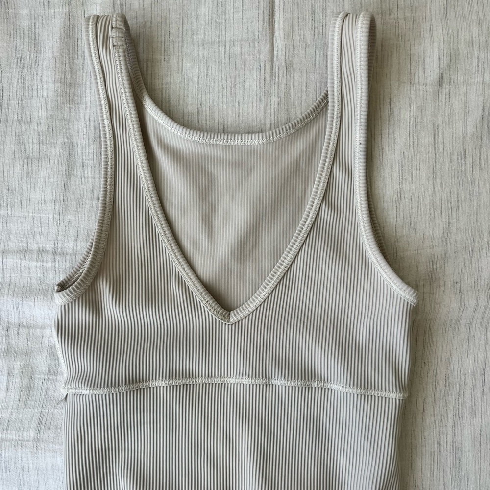 Lululemon workout tank top